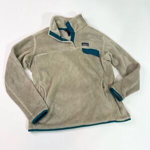 Patagonia Cream and Teal Fleece Jacket